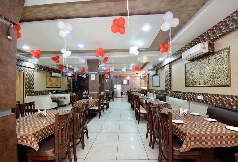 Oyo 27747 Hotel K B Residency