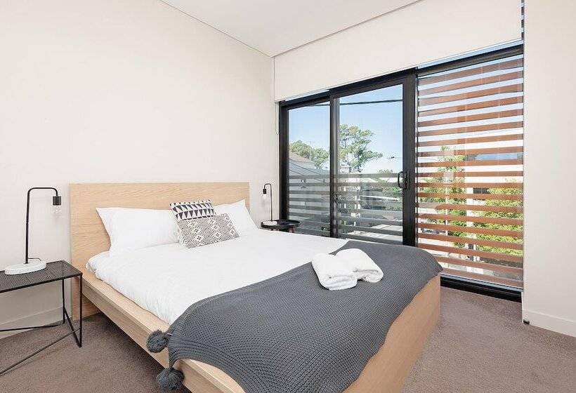 Stunning Designer Newtown Pad H394