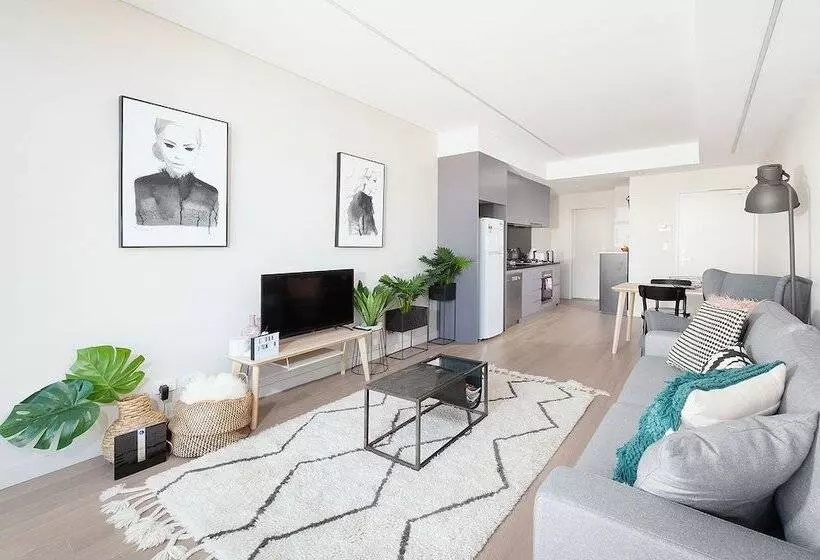 Stunning Designer Newtown Pad H394