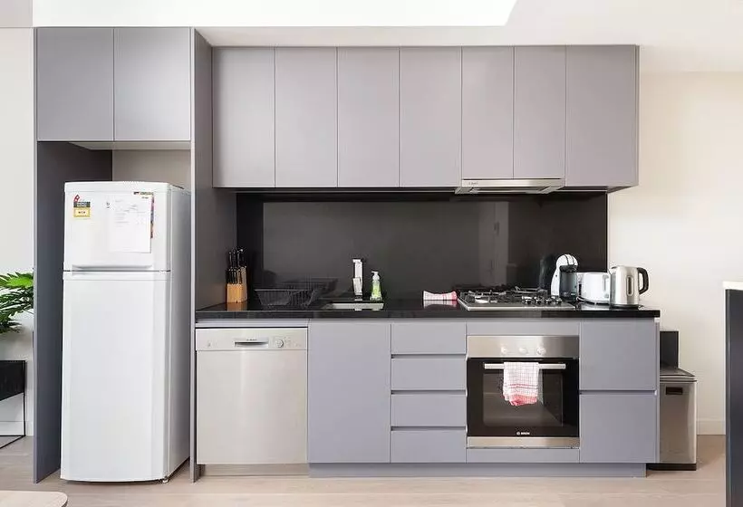 Stunning Designer Newtown Pad H394