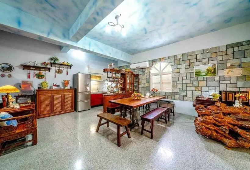 Yi Jing B&b