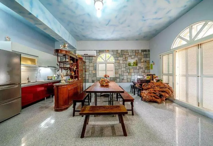 Yi Jing B&b