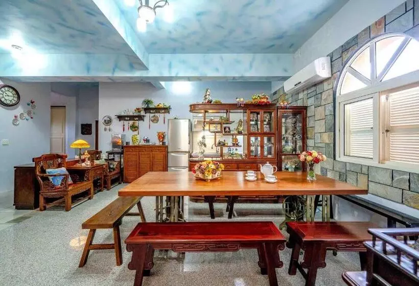 Yi Jing B&b