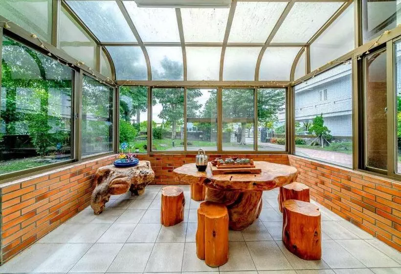 Yi Jing B&b