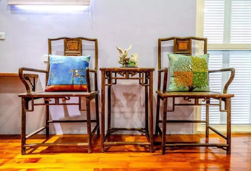 Yi Jing B&b