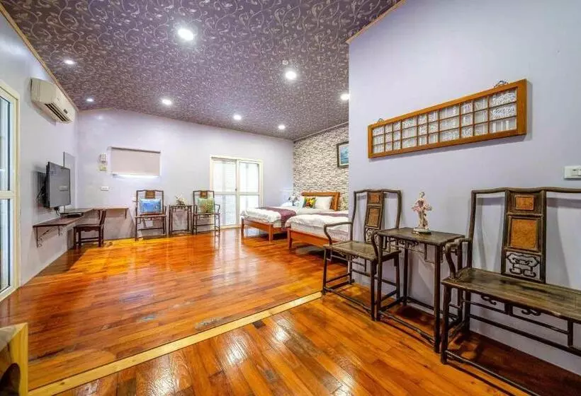 Yi Jing B&b