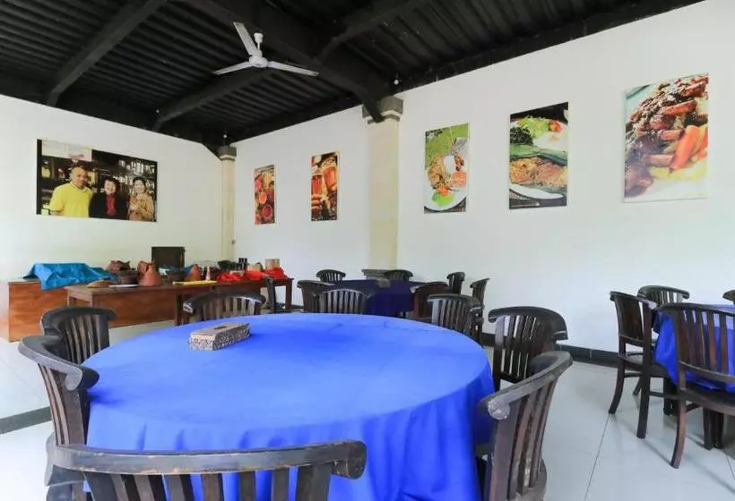 ベッドアンドブレックファースト Purnama