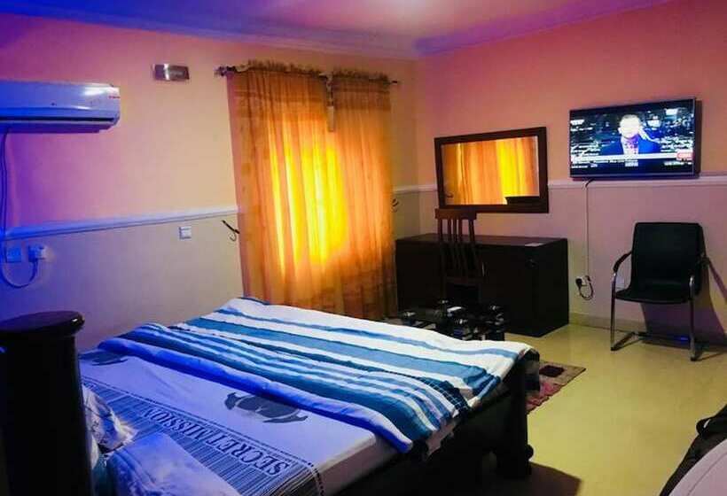Feligold Royal Hotel Benin