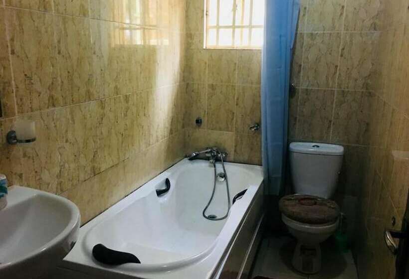 Feligold Royal Hotel Benin