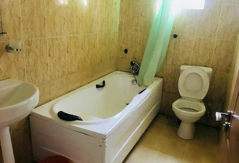 Feligold Royal Hotel Benin