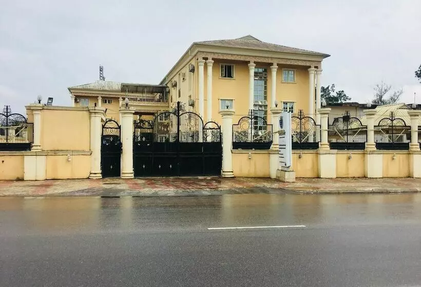 Feligold Royal Hotel Benin