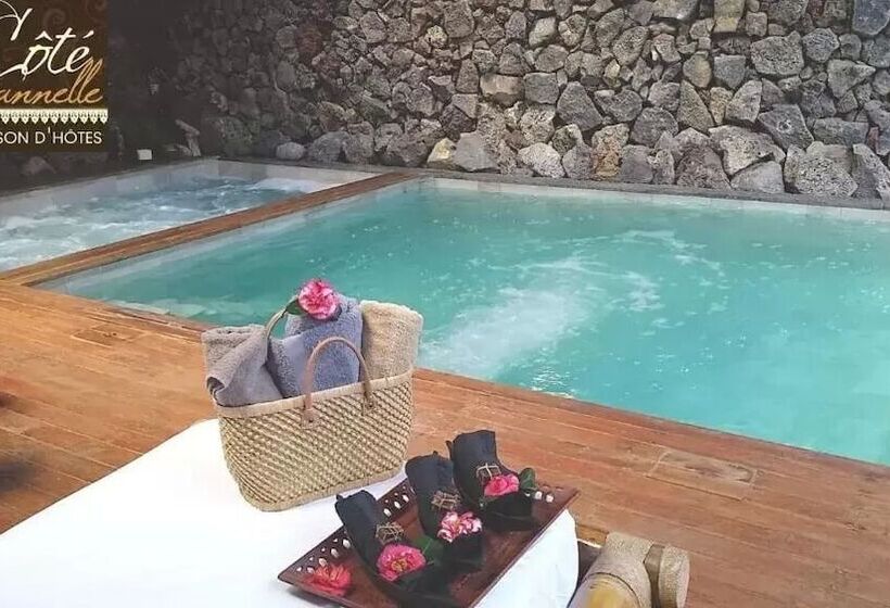 مسافرخانه Côte Cannelle