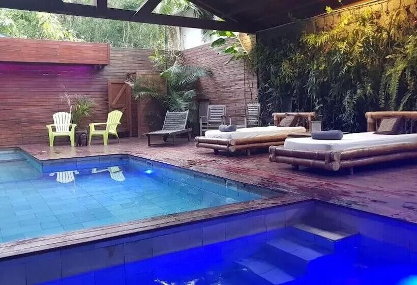 مسافرخانه Côte Cannelle