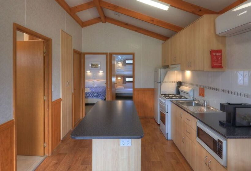 簡易ホテル Myrtleford Holiday Park