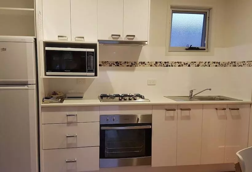 簡易ホテル Myrtleford Holiday Park