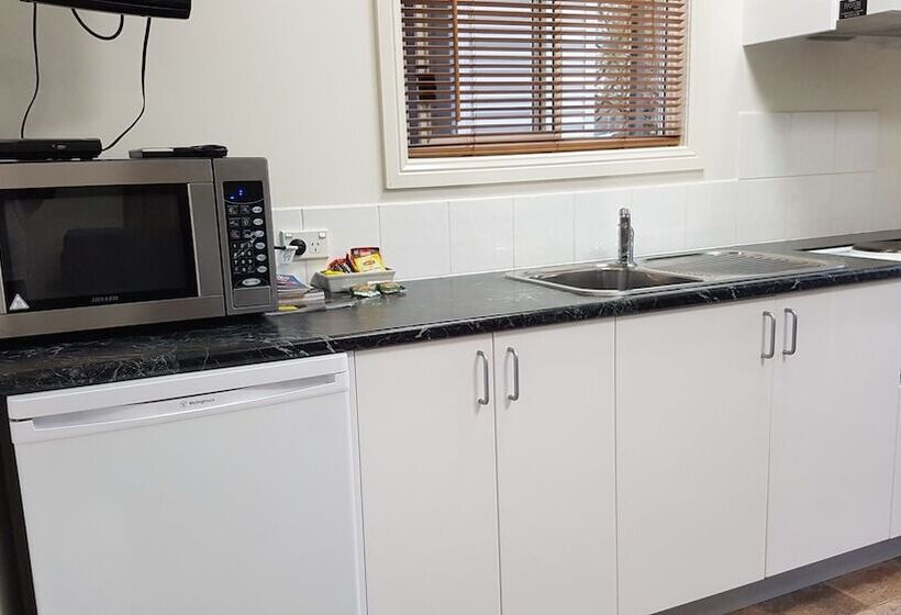 簡易ホテル Myrtleford Holiday Park