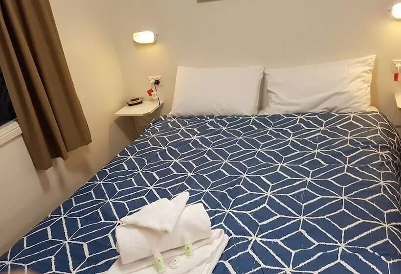 簡易ホテル Myrtleford Holiday Park