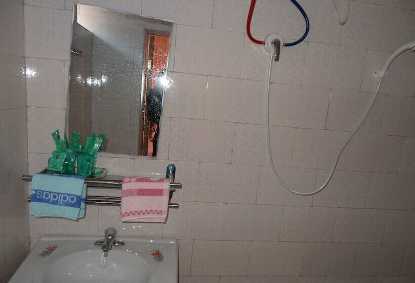 여관 Tengchong Ginkgo Village Bencai