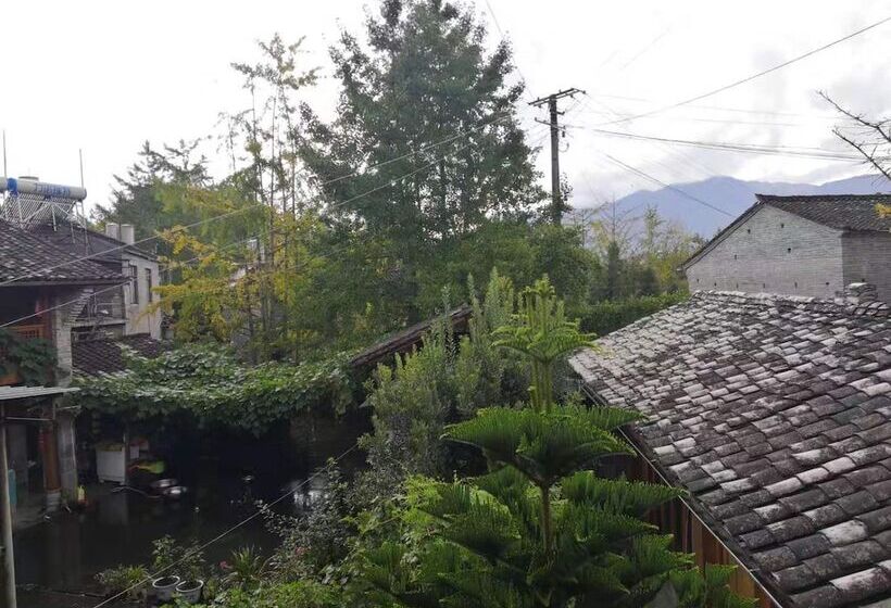 여관 Tengchong Ginkgo Village Bencai