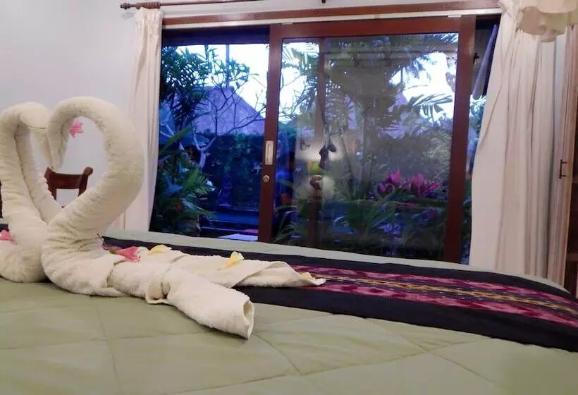 簡易ホテル Uma Loka Villa
