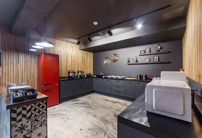 Anyang Premier Hotel Xym