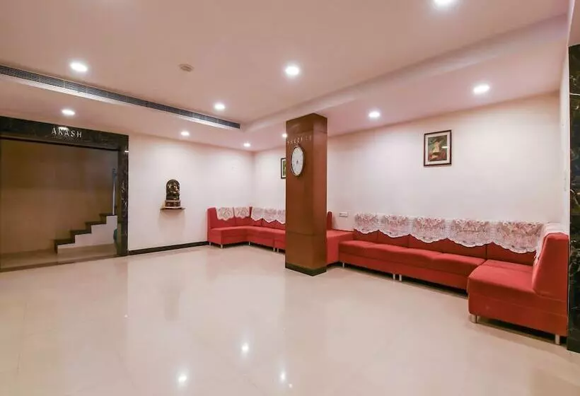 ホテル Balaji Grand