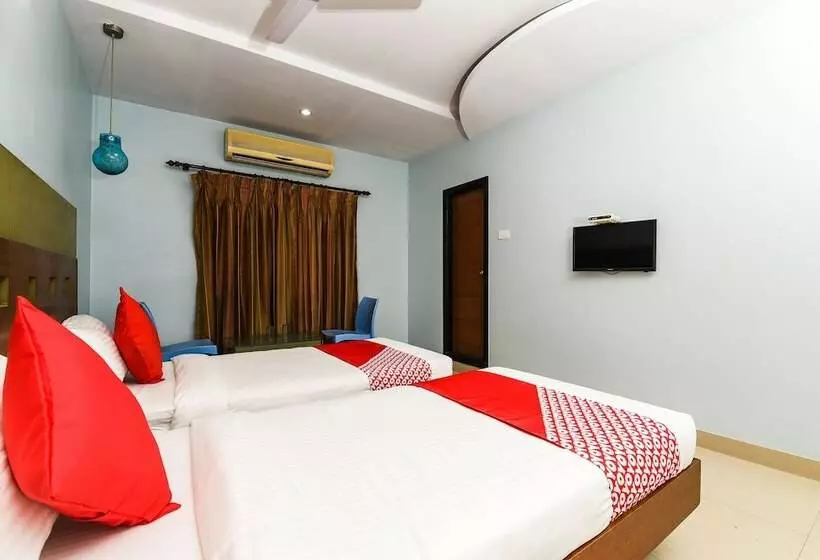 ホテル Balaji Grand