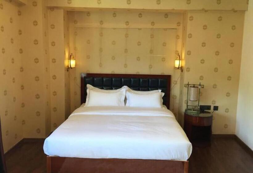 هتل Bhutan Boutique Residency