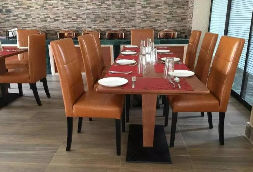 هتل Bhutan Boutique Residency