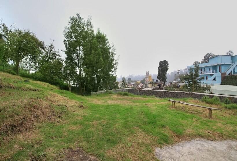 בית מלון כפרי Jia Stays By Oyo Rooms