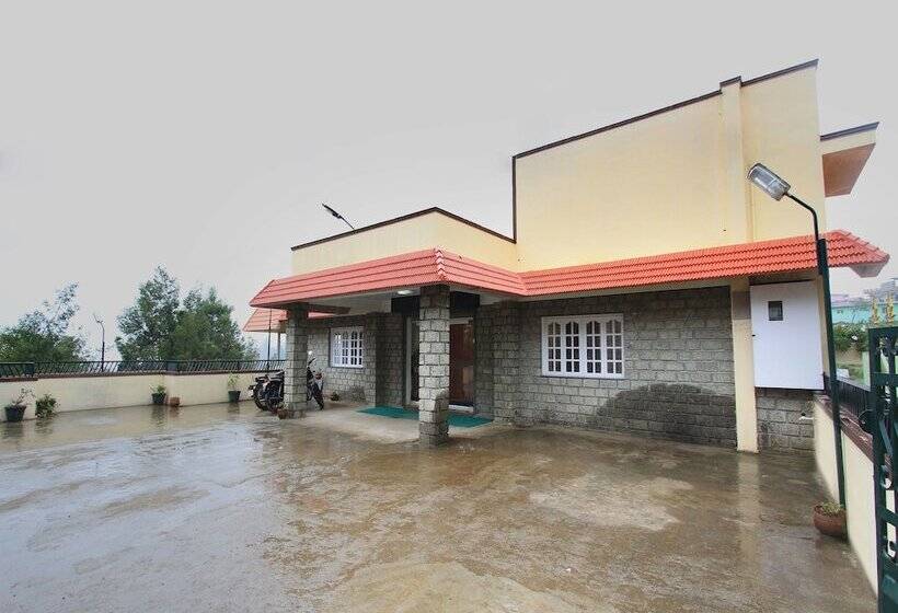 בית מלון כפרי Jia Stays By Oyo Rooms