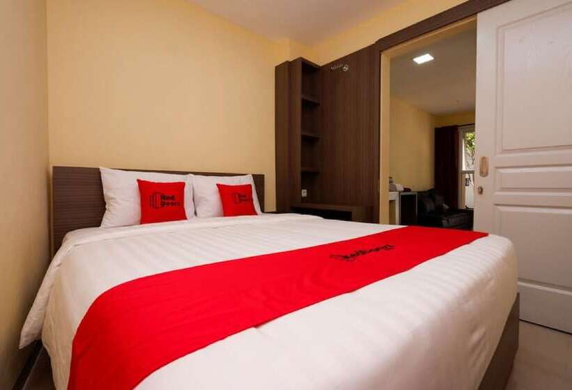 בית מלון כפרי Reddoorz Plus Near Paragon Mall Semarang