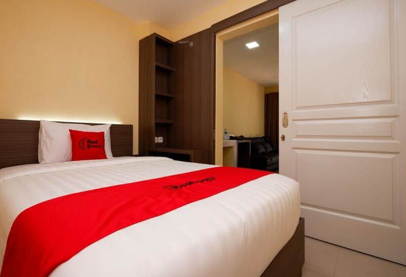 בית מלון כפרי Reddoorz Plus Near Paragon Mall Semarang