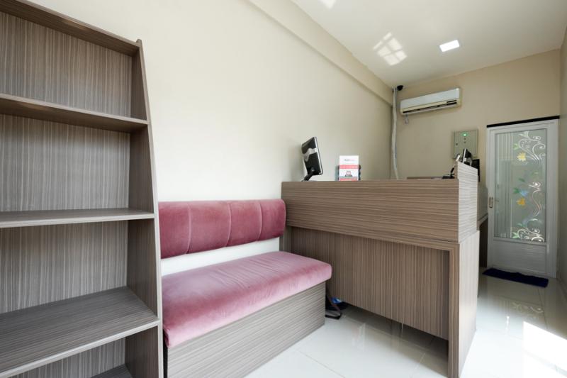 בית מלון כפרי Reddoorz Plus Near Paragon Mall Semarang