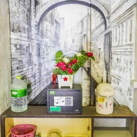 فندق Roomquest Amphawa Vaylasamran