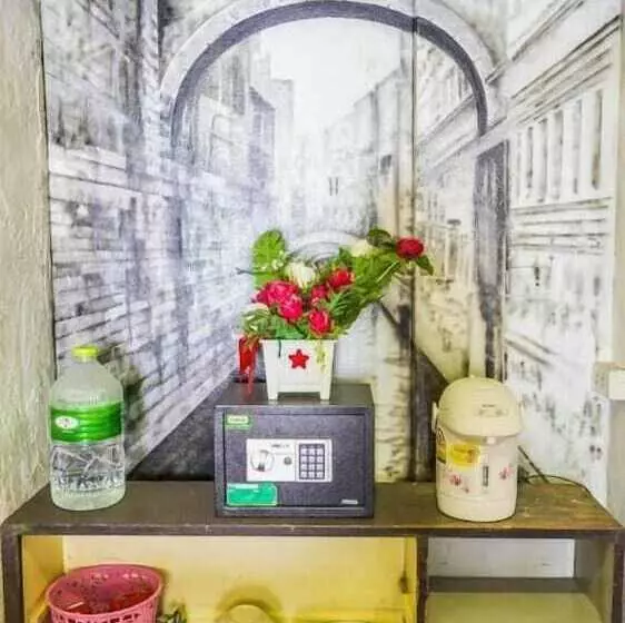 ホテル Roomquest Amphawa Vaylasamran
