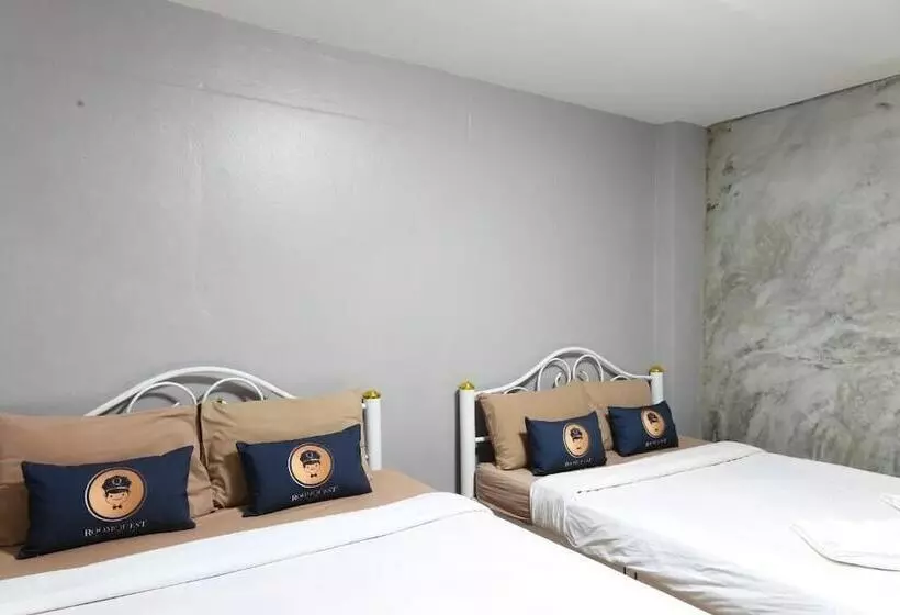 ホテル Roomquest Amphawa Vaylasamran