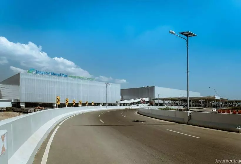 The Azana Hotel Airport Semarang