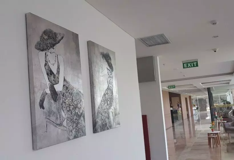 The Azana Hotel Airport Semarang