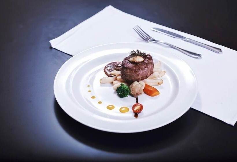 The Azana Hotel Airport Semarang