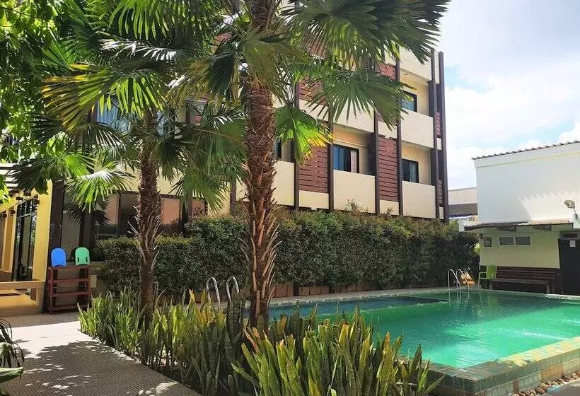 ホテル The Wonders