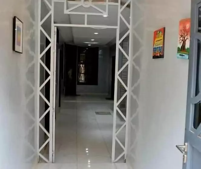 Maison De Vacances Cité Douane Dakar