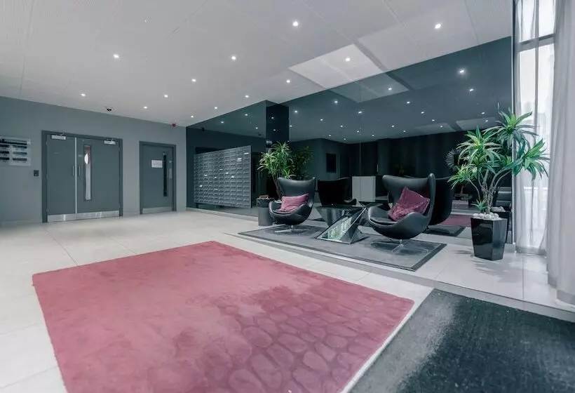 Roomspace Apartments  Nobel House