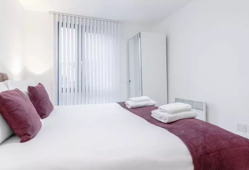 Roomspace Apartments  Nobel House