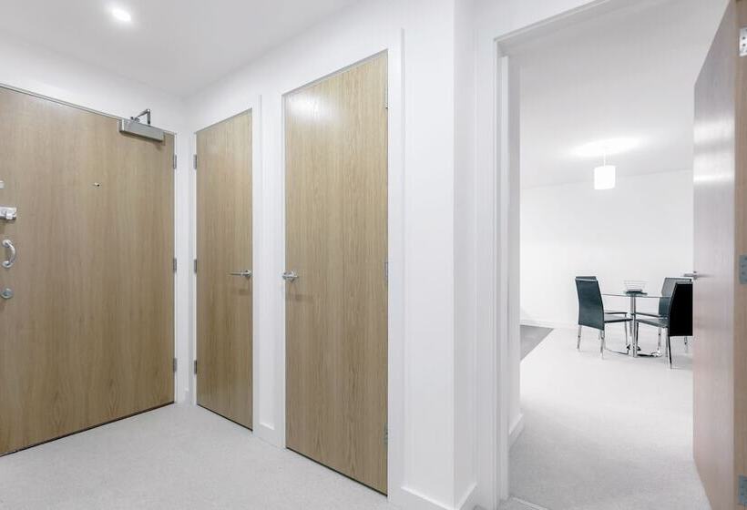 Roomspace Apartments  Nobel House