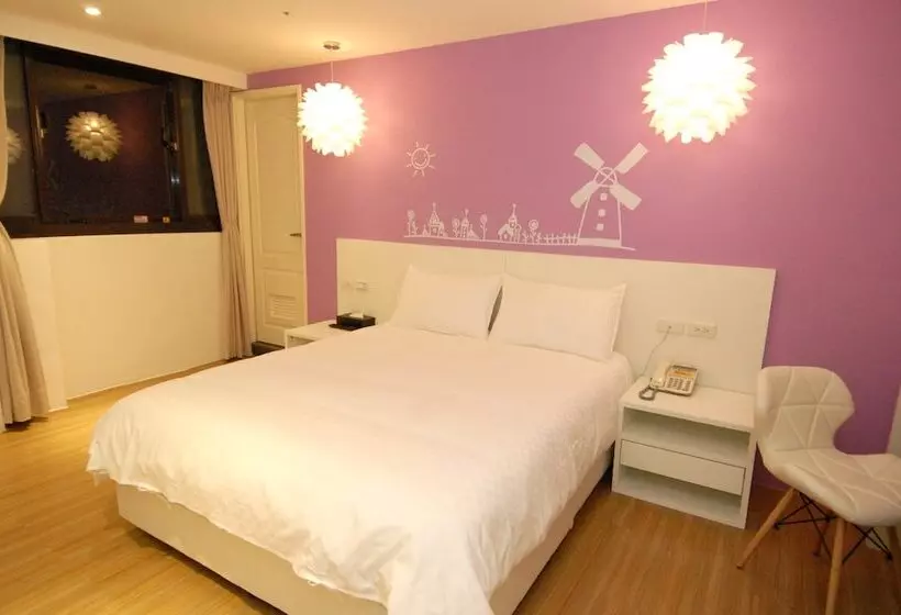 Season 5 Inn