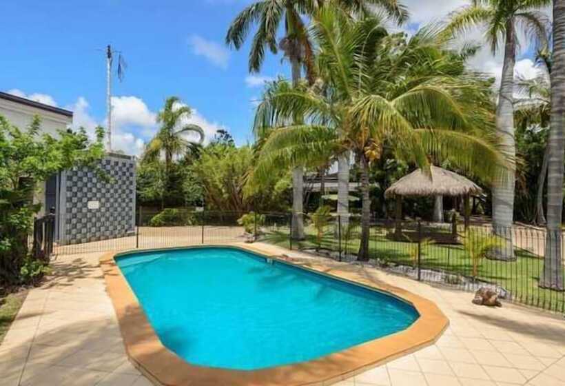 South Gladstone Motel