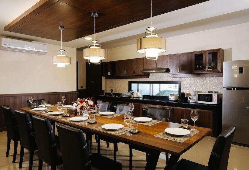 Zen Retreat Chiang Mai Villa