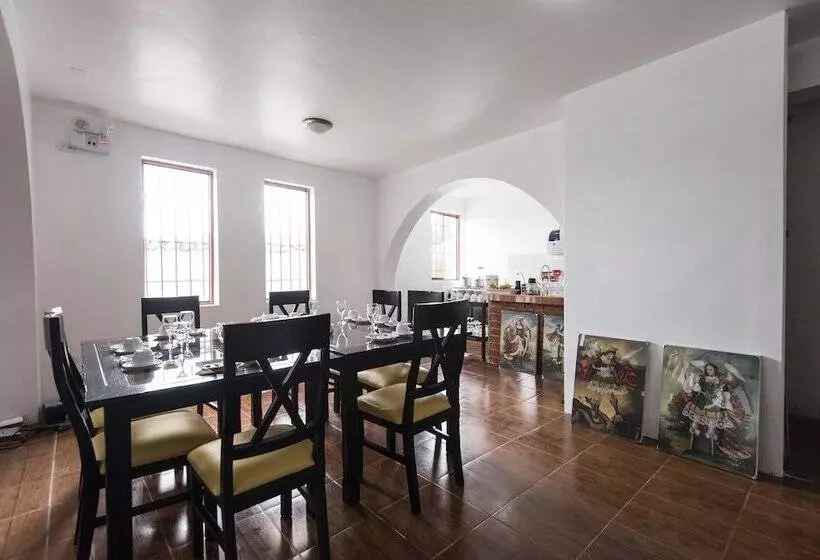 هاستل Pension Sanbleña B&b