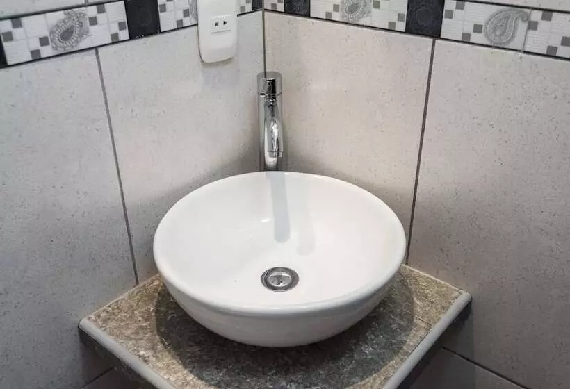 هاستل Pension Sanbleña B&b